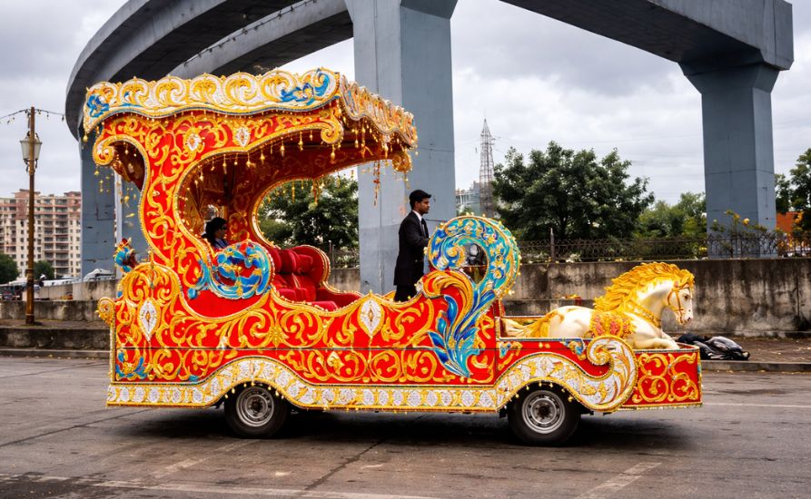 Shish Mahal Rath for Wedding